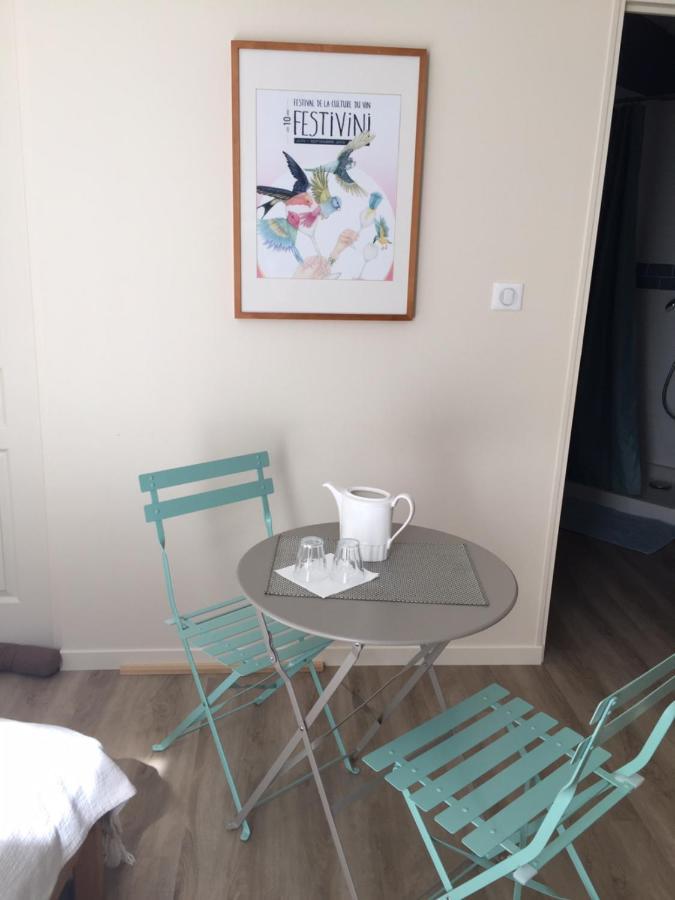 Chambre Dans Dependance Maison De Ville + Abri Velos 索米尔 外观 照片
